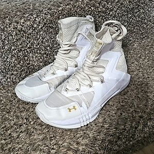 DELETING The 25th Under Armour Shoes